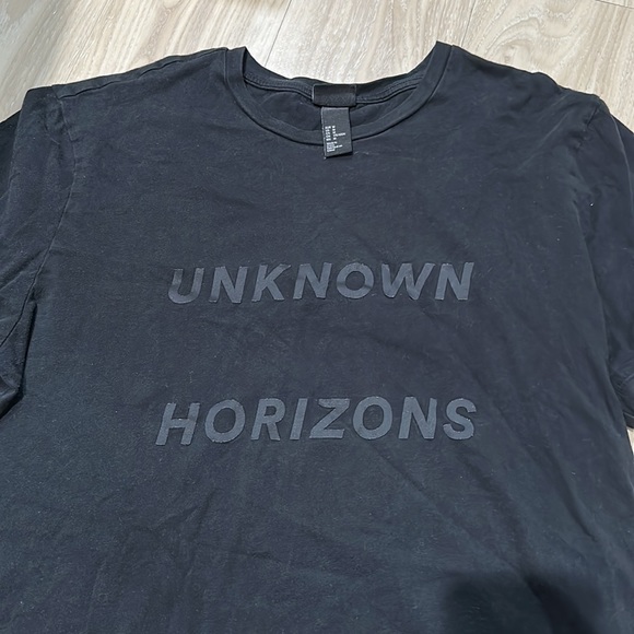 H&M men’s shirt size medium - Picture 2 of 3